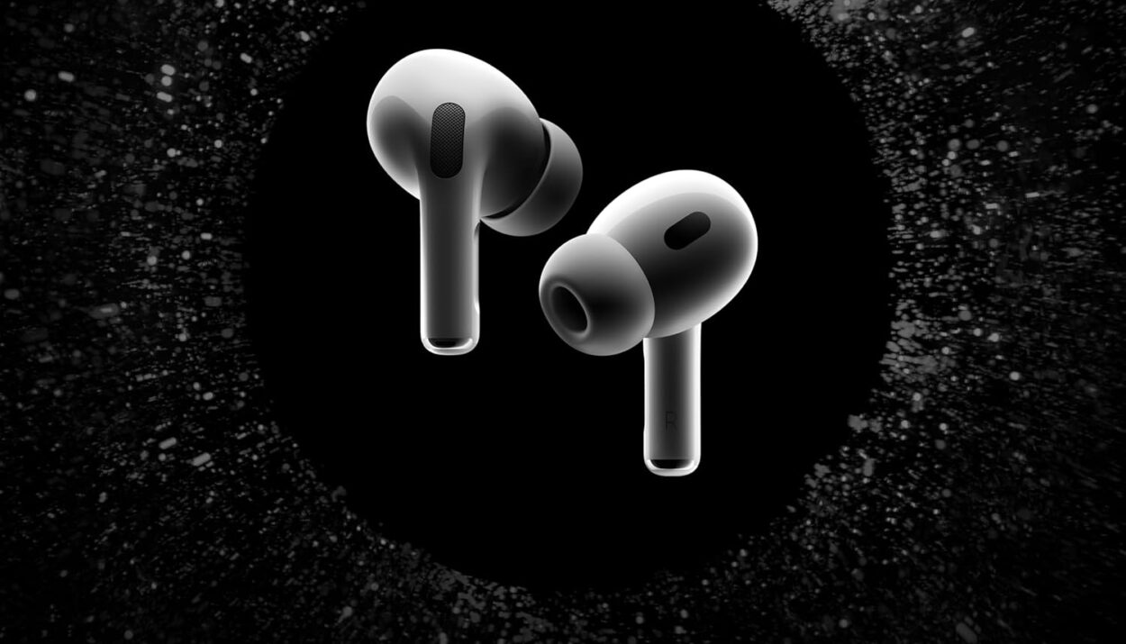 Sony WH-1000XM5 vs AirPods Pro 2 – Noise Cancelling And Sound Quality Compared
